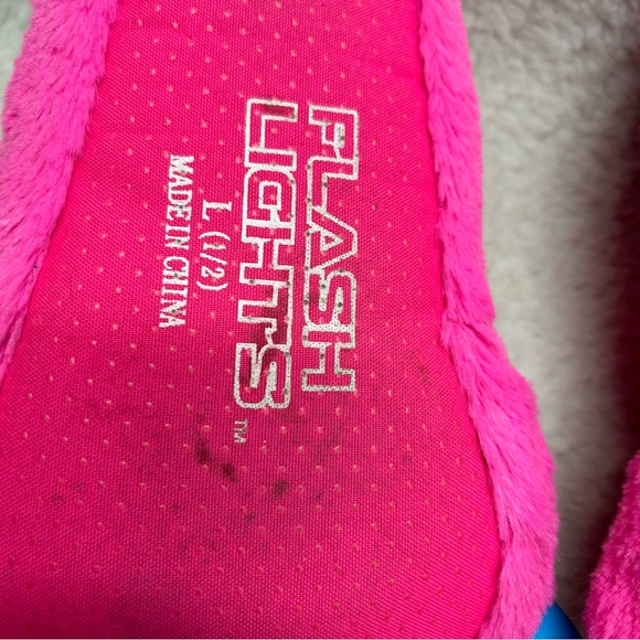Flash Lights Claws Kids Slippers pink size Large READ - Picture 8 of 12